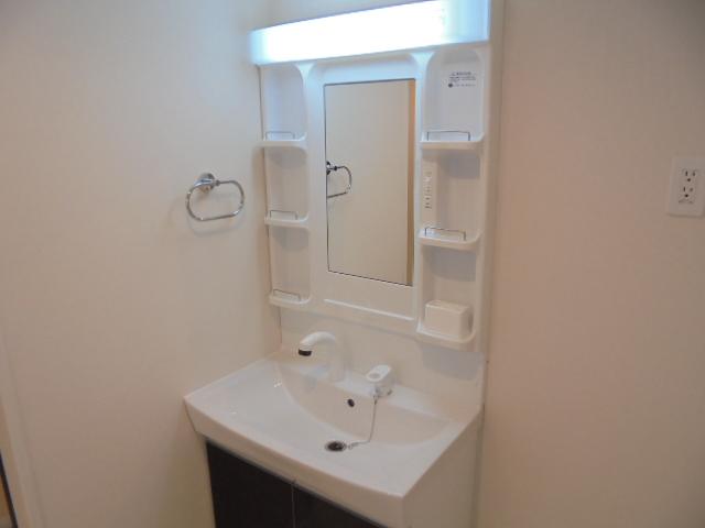 洗面設備　洗髪洗面化粧台