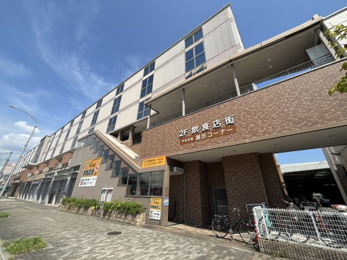 飲食店　神戸市中央卸売市場本場（飲食店）まで581m
