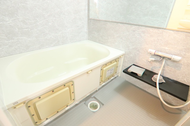 バス・シャワールーム　※別室の参考写真の為、現況優先です。