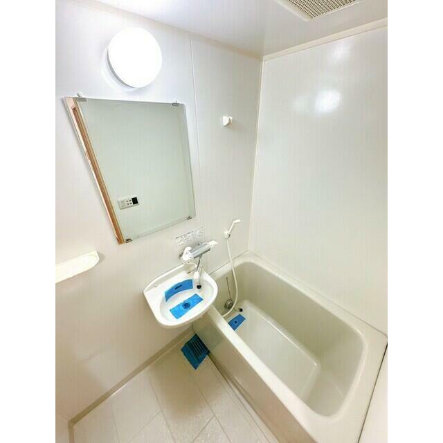 バス・シャワールーム　清潔感のある快適バスルーム♪