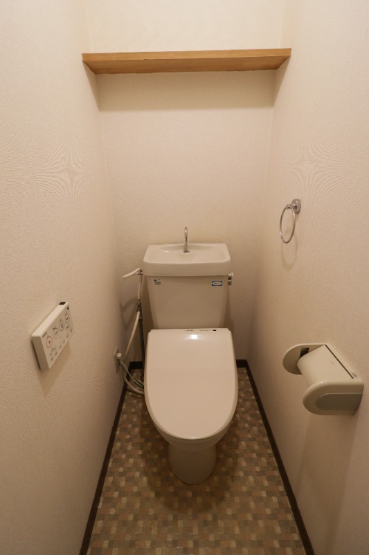 トイレ　図面と現状に相違がある場合には現状を優先