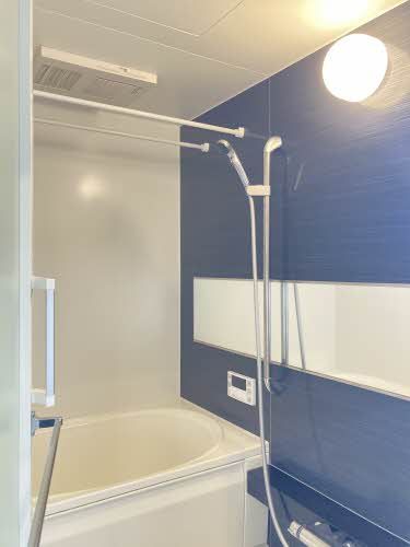 バス・シャワールーム　浴室