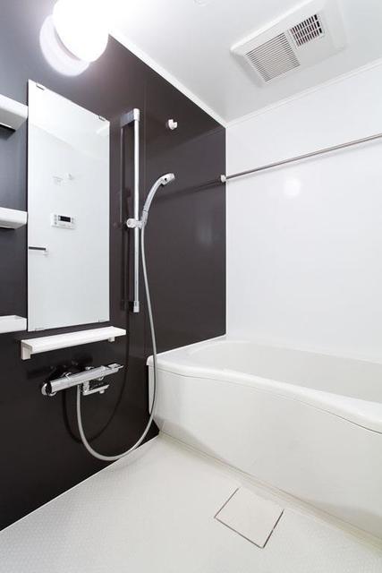 バス・シャワールーム　※写真は同タイプ住戸です。