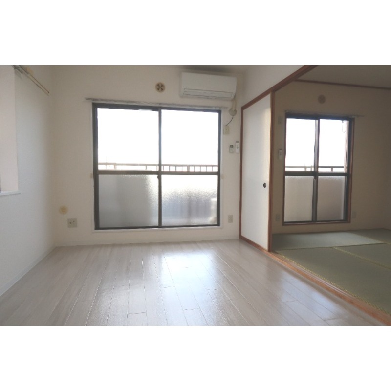 居室・リビング　※別部屋写真参照