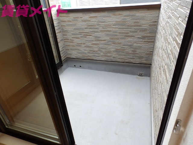 バルコニー　同型参考写真