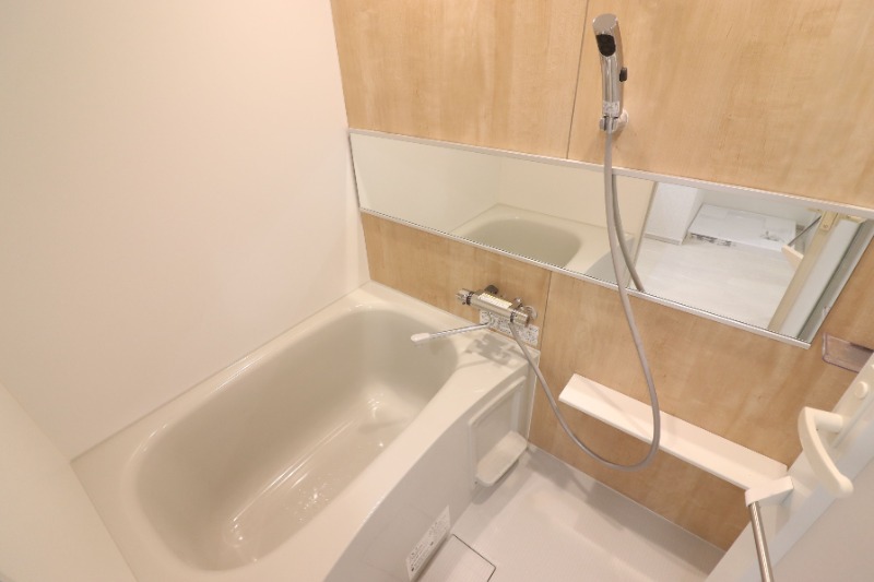 バス・シャワールーム　1日の疲れはこちらで洗い流してください