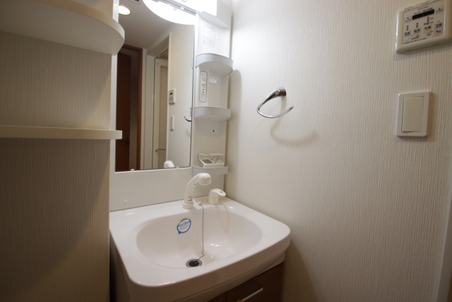 洗面設備　※別室の参考写真の為、現況優先です。