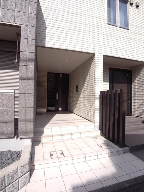 エントランス　オートロック