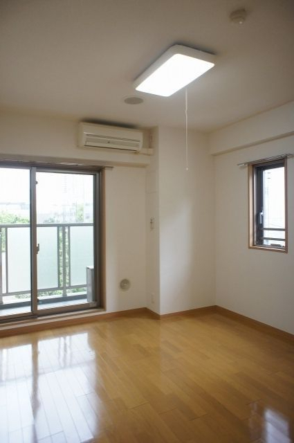 居室・リビング　☆広々とした居室☆