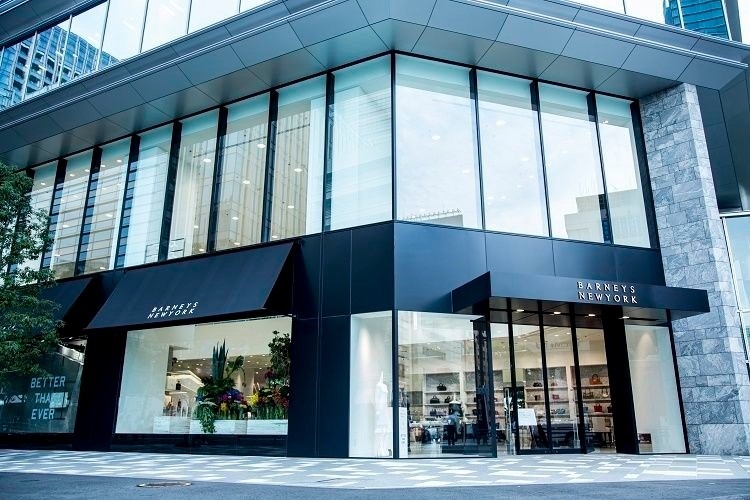 ショッピングセンター　バーニーズニューヨーク六本木店（ショッピングセンター）まで1148m