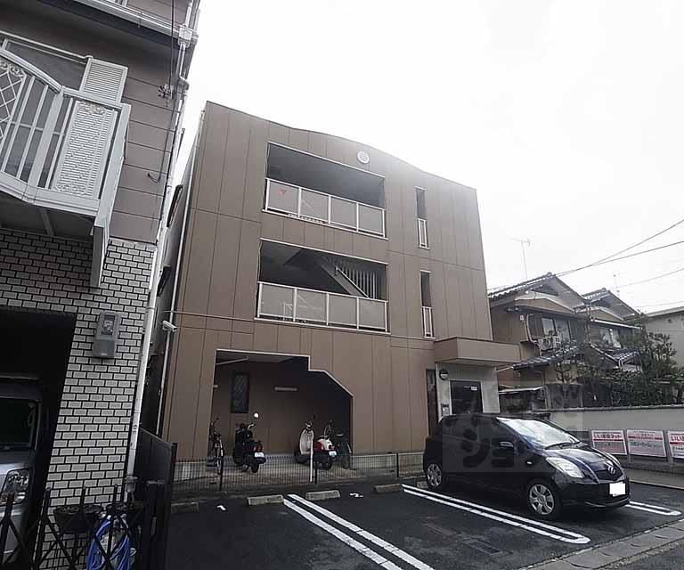 建物外観　北山エリアのお部屋探しはアパマンショップ京都へお任せ下さい。