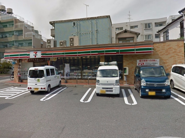 コンビニ　セブンイレブン 福岡西新5丁目店（コンビニ）まで286m