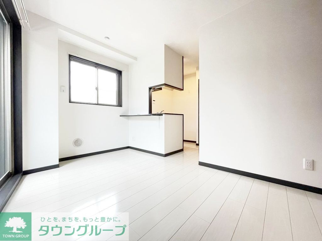 居室・リビング　お問合せはタウンハウジングまで！※現地待合わせ相談可能