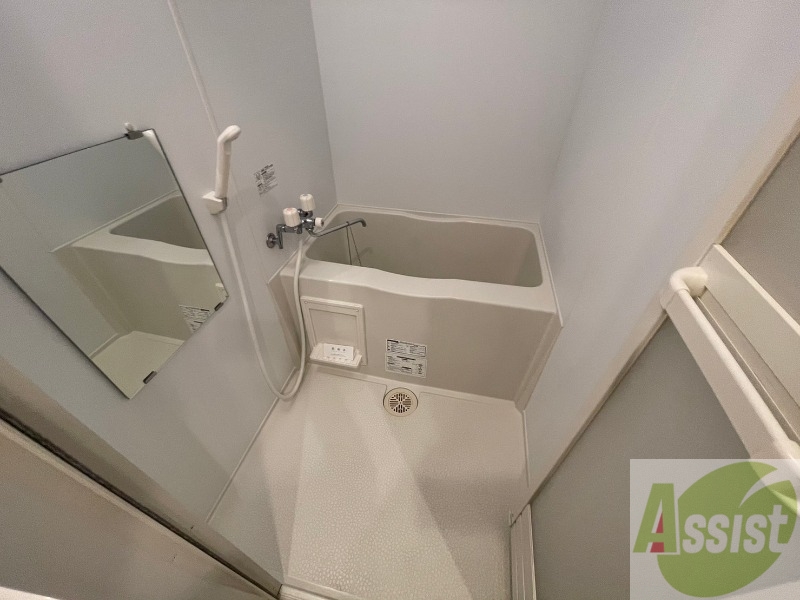 バス・シャワールーム　お風呂です！一日の疲れを癒してくださいね！