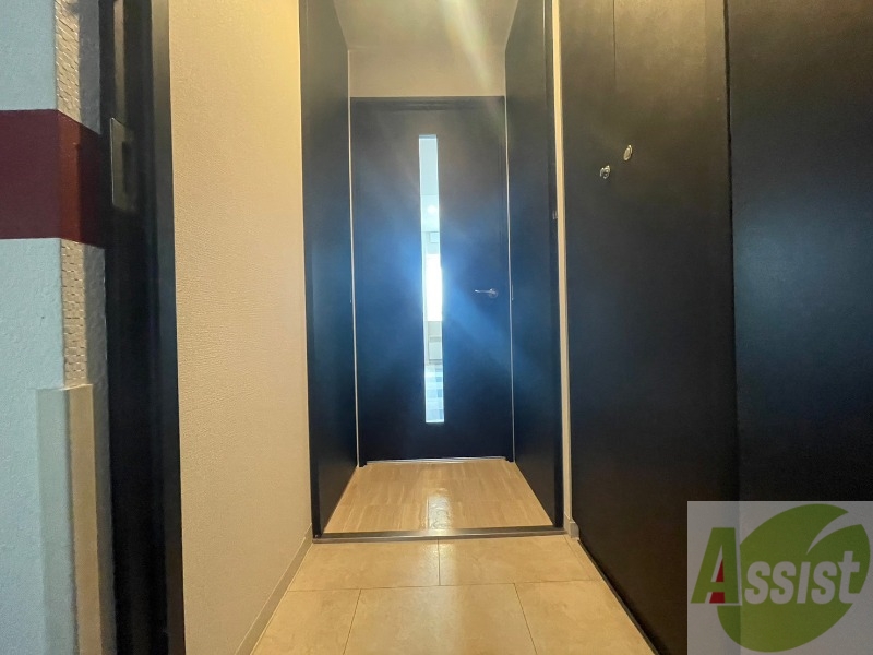 玄関　玄関の様子です。明るい印象ですね。気分もあがりそう。