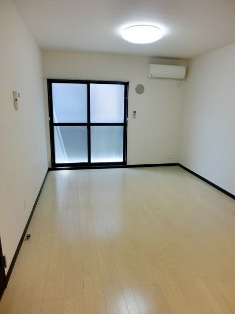 居室・リビング　広々としたＬＤＫ