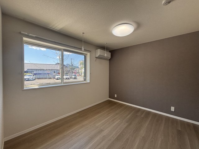 その他部屋・スペース　洋室は６．６帖と５．２帖の２部屋です◇