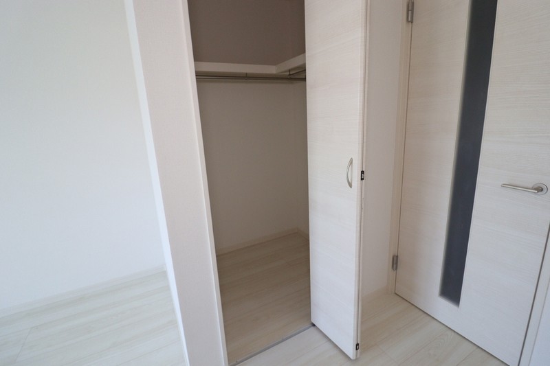 収納　洋室クローゼット