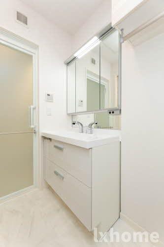 洗面設備　洗面所です