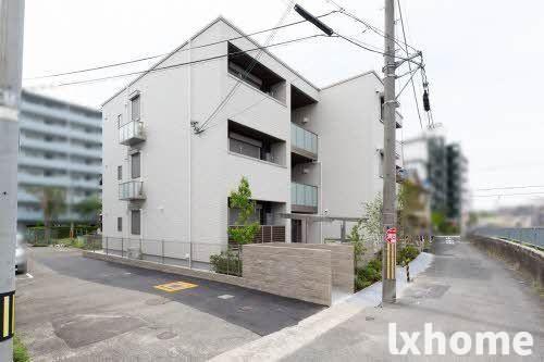 建物外観　外観は落ち着いています