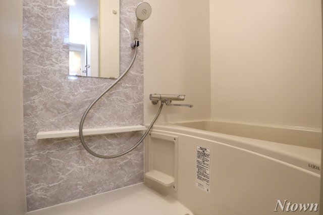 バス・シャワールーム　日々の疲れを癒すお風呂付です