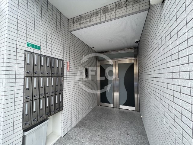 エントランス　ラ・ハイール桃ヶ池公園　エントランス