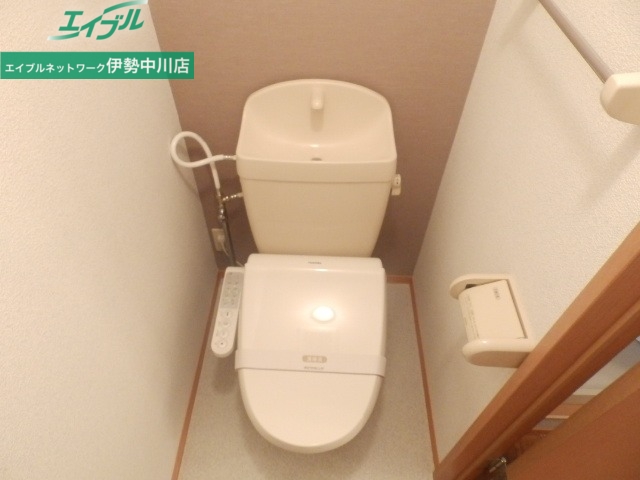 トイレ　別部屋参考写真です