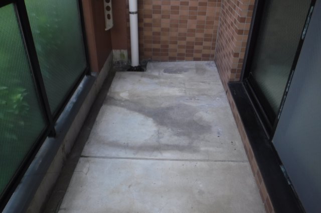 バルコニー　他のお部屋の参考写真となります。