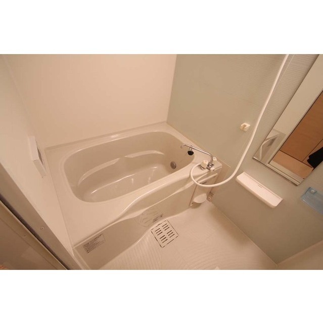 バス・シャワールーム　追い焚き出来ます