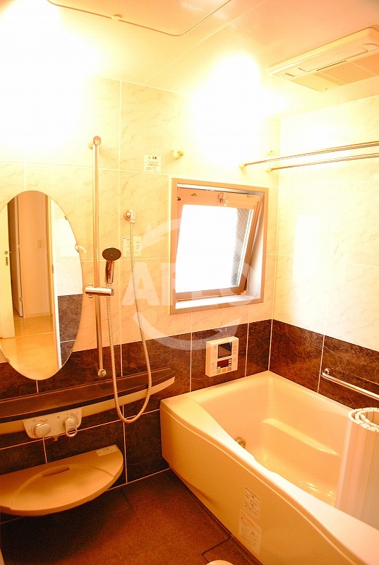 バス・シャワールーム　カスタリア阿倍野　浴室