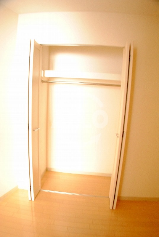 収納　カスタリア阿倍野　クローゼット