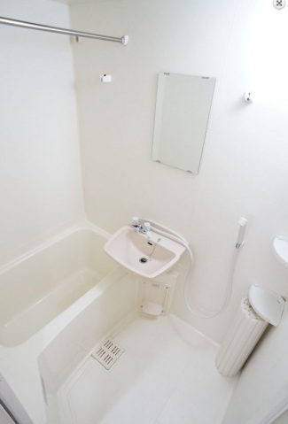 バス・シャワールーム　バス