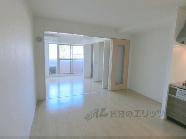 居室・リビング　リビング