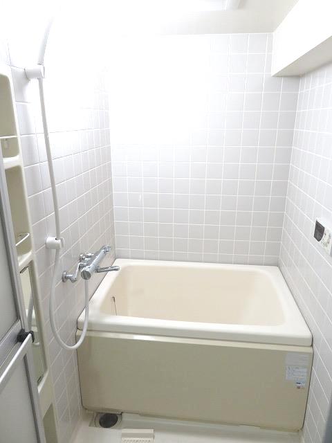 バス・シャワールーム　参考写真（同物件別部屋）