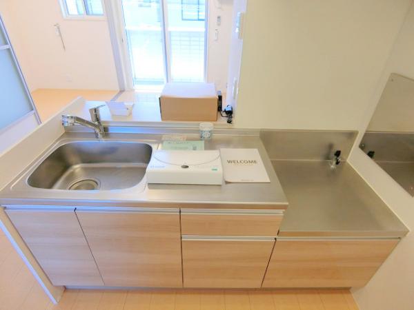 キッチン　写真は別のお部屋のイメージです　現況優先