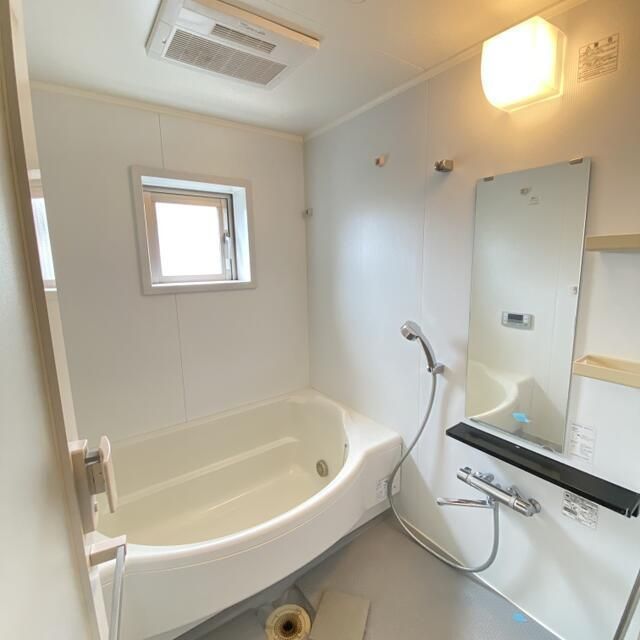 バス・シャワールーム　※全て別タイプ（１LDK）のお写真。内装等参考にしてください