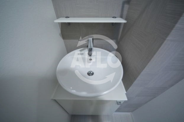 洗面設備　エスリード心斎橋EAST　独立洗面台