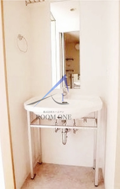 洗面設備　洗面台です。