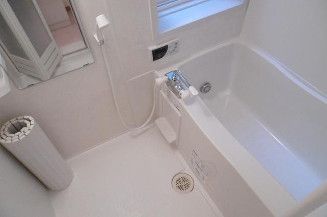 バス・シャワールーム　★★広いバスルーム★★