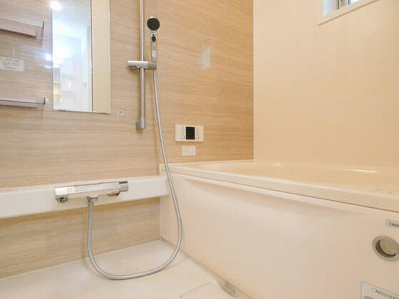 バス・シャワールーム　追炊き・浴室乾燥付き