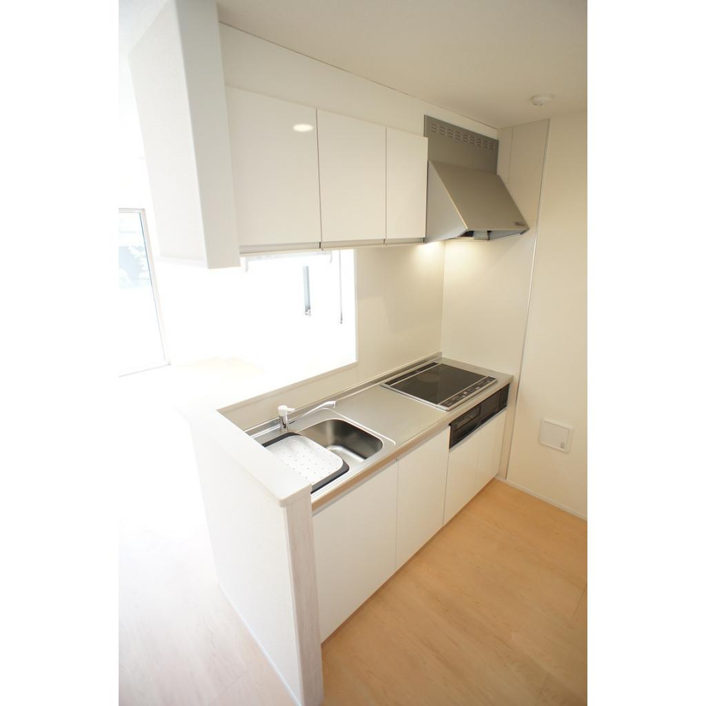 キッチン　お料理がはかどるIH３口グリル付カウンターキッチン！