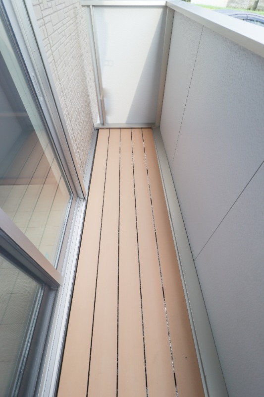 バルコニー　図面と現状に相違がある場合には現状を優先