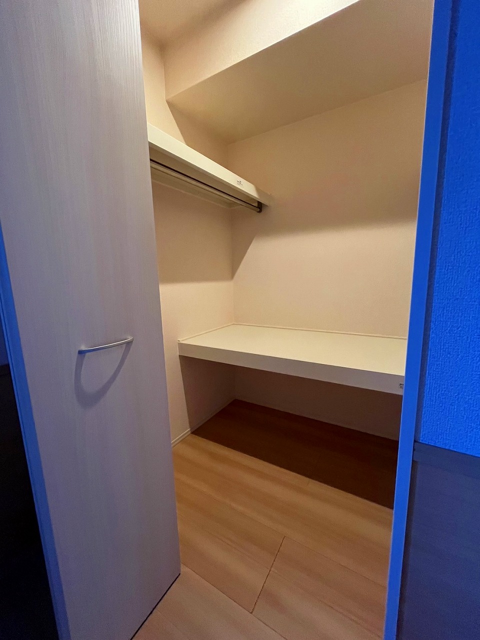 収納　大容量ウォークインクローゼット♪