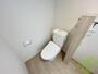 トイレ　トイレは温水洗浄便座が設置されております。