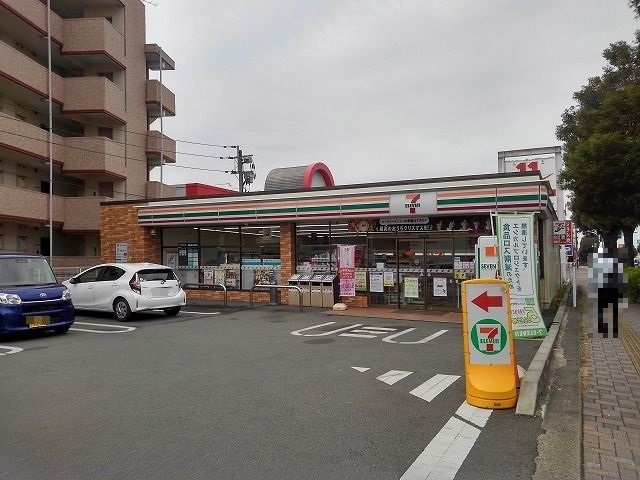 コンビニ　セブンイレブン健軍本町店（コンビニ）まで160m