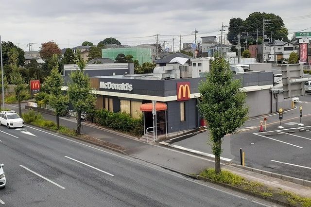 飲食店　マクドナルド大宮バイパス宮原店（飲食店）まで850m