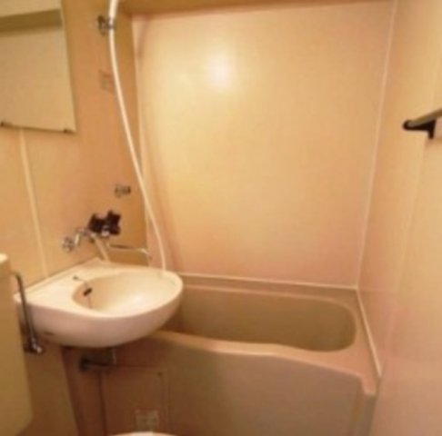 バス・シャワールーム　バスルーム