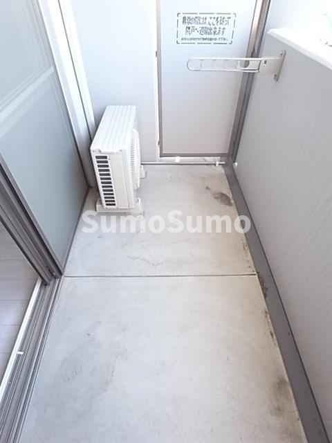 バルコニー　開放的で明るい空間を演出してくれるバルコニーです