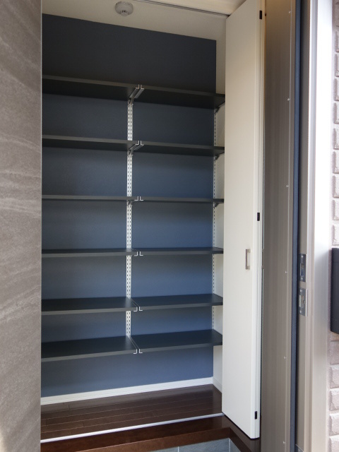 玄関　★収納力のあるシューズクローク★