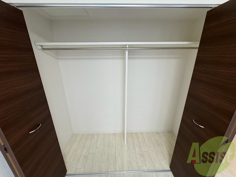 収納　クローゼットがありました。お洋服や荷物はここへ